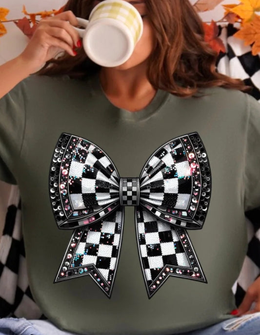 Checkered bow